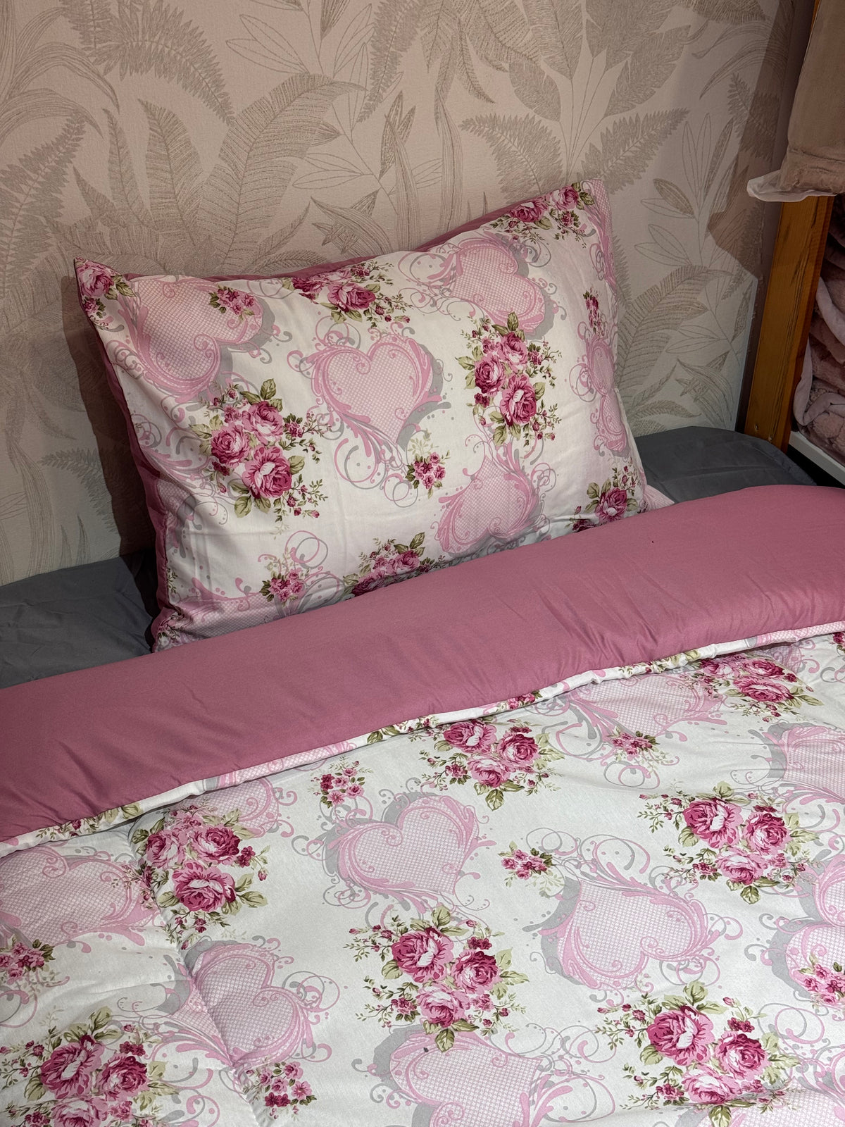 Couette Une place & demie + Parure hasard 3 pièces offerte