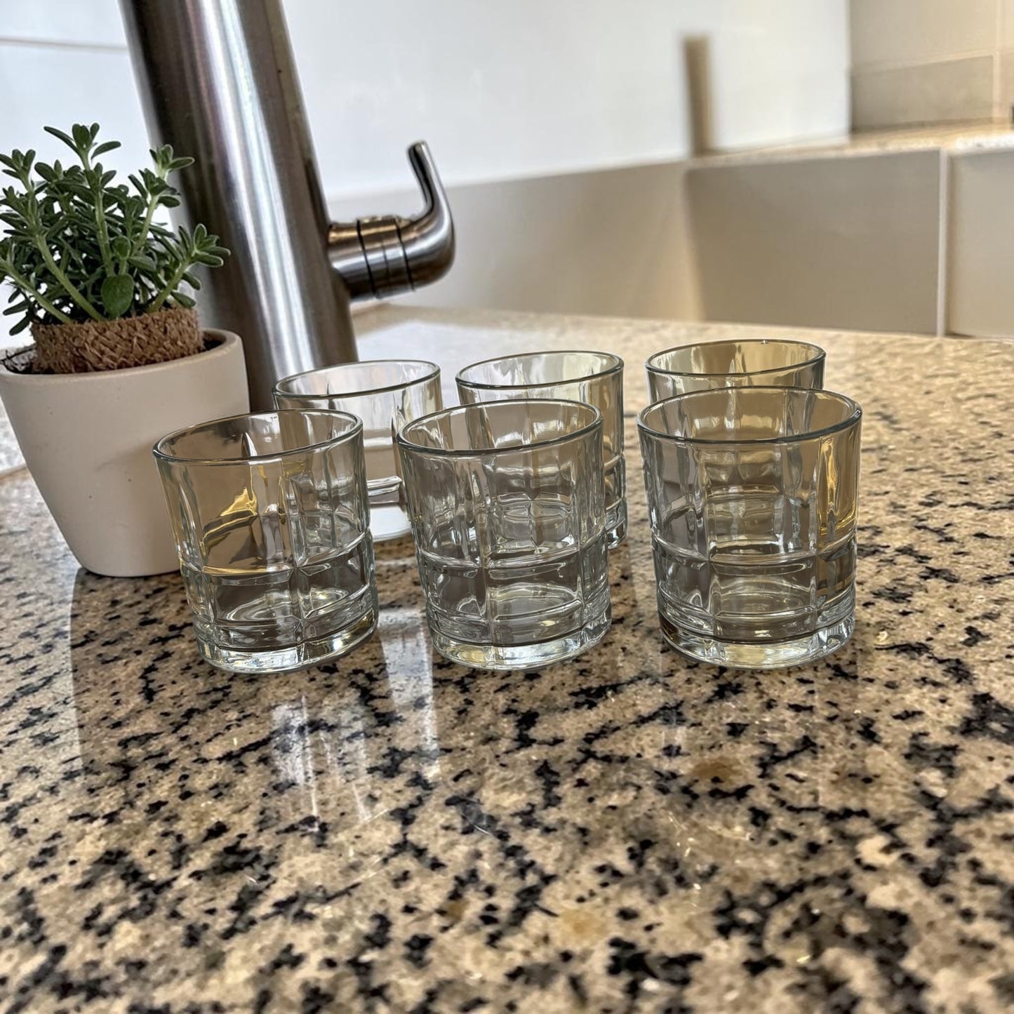 Service de 6 verres à eau en verre – MBH