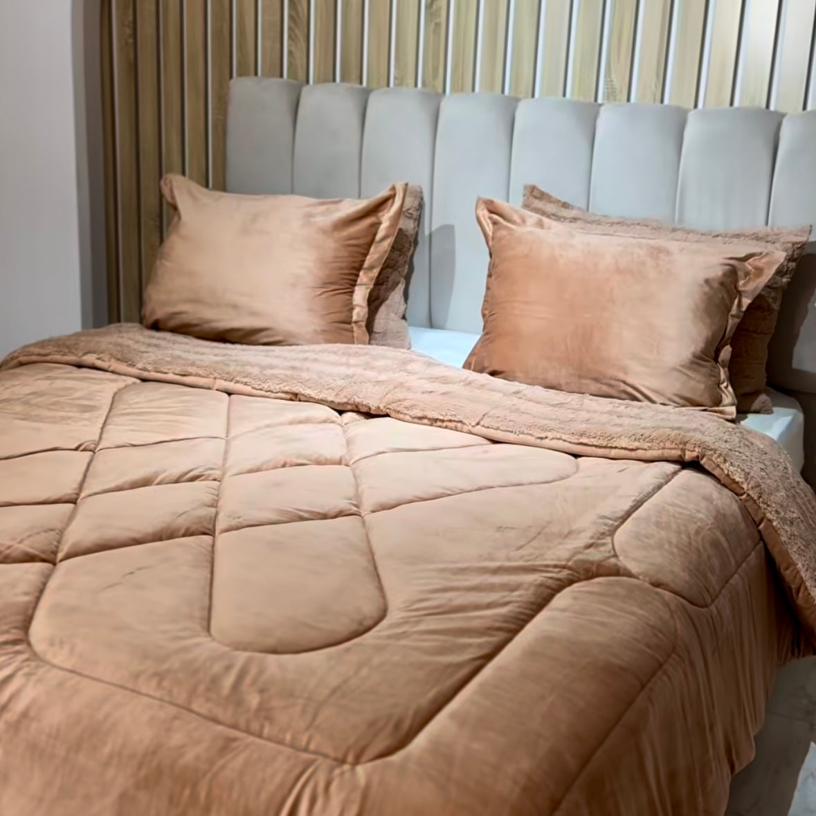 Couvre lit double face - MBH