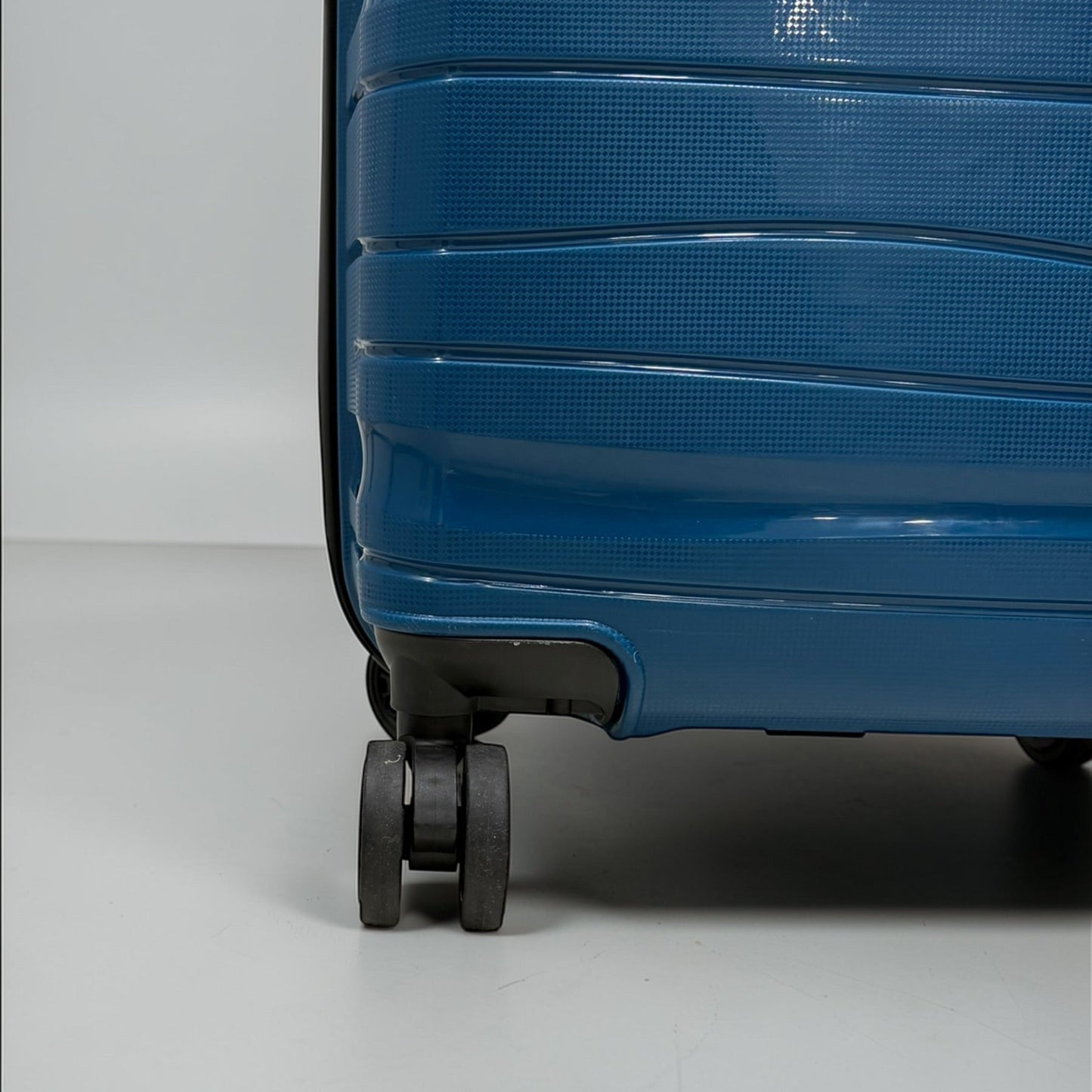 Valise Brillante UNI couleurs - MBH