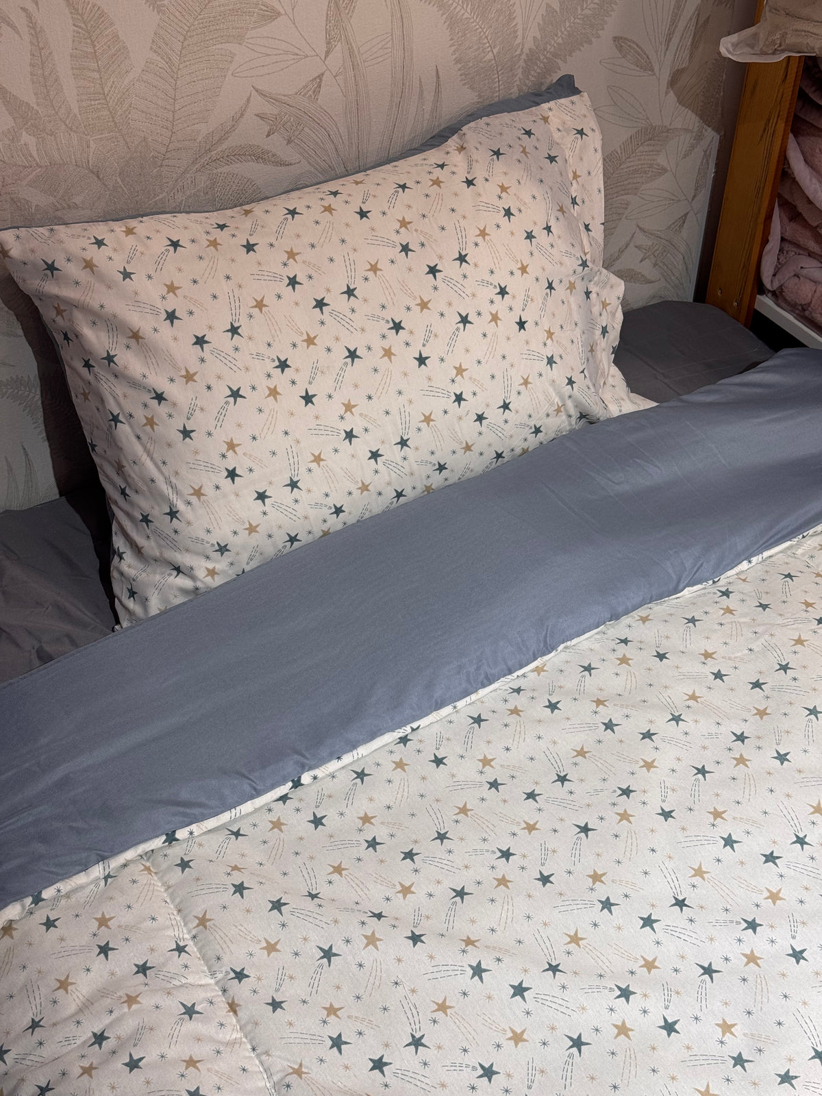 Couette Une place & demie + Parure hasard 3 pièces offerte
