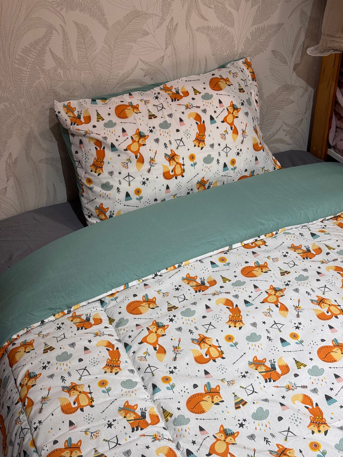 Couette Une place & demie + Parure hasard 3 pièces offerte