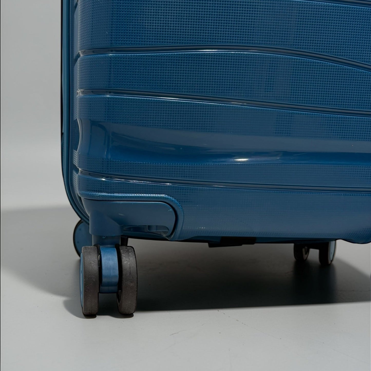 Valise Brillante UNI couleur - MBH