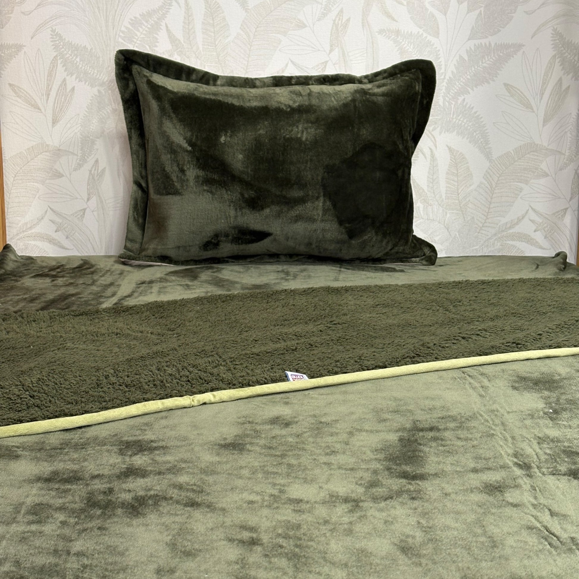 Parure de Lit Polaire Double Face 1 Place et Demi – MBH