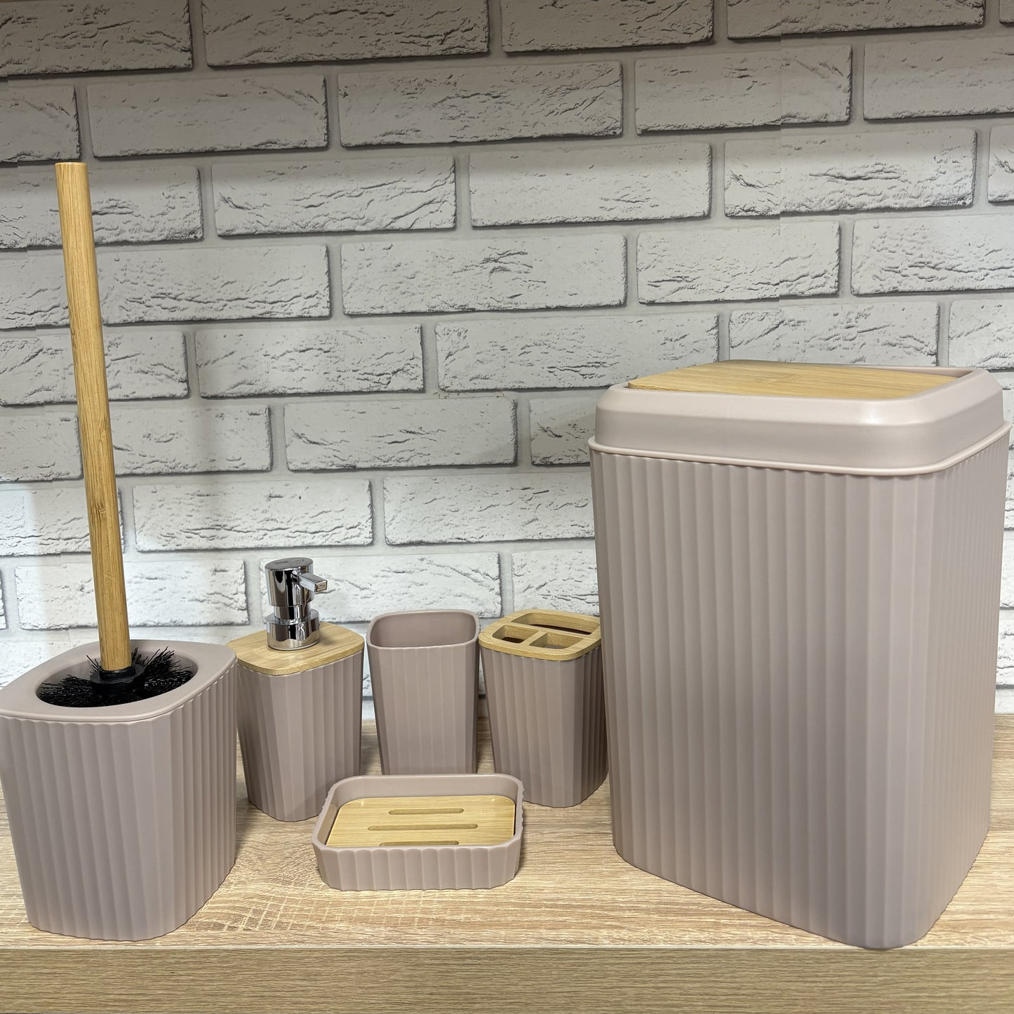 Accessoires Salle de Bain Carré - MBH