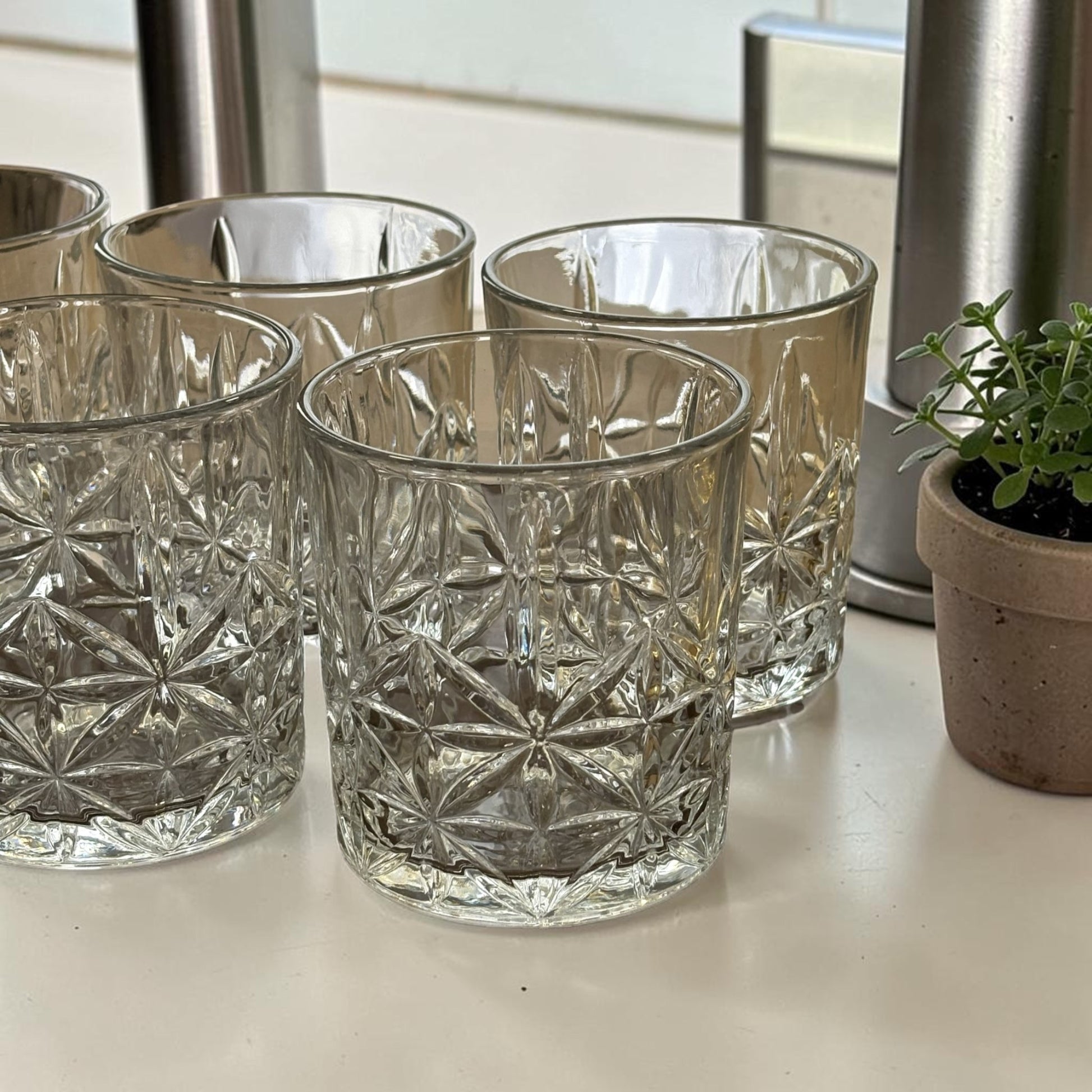 Service de 6 verres à eau en verre – MBH