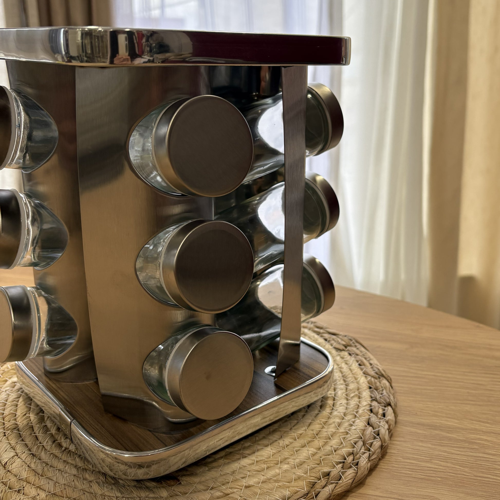 Tour porte-épices rotatif avec 12 pots en verre – MBH