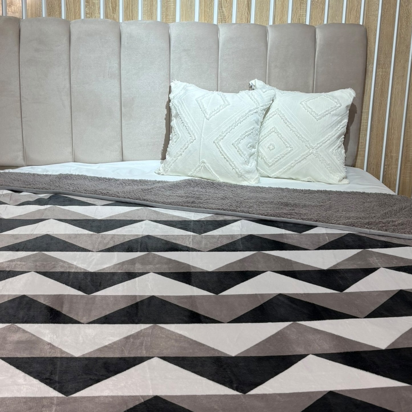Plaide Double Face 200x220 cm – MBH