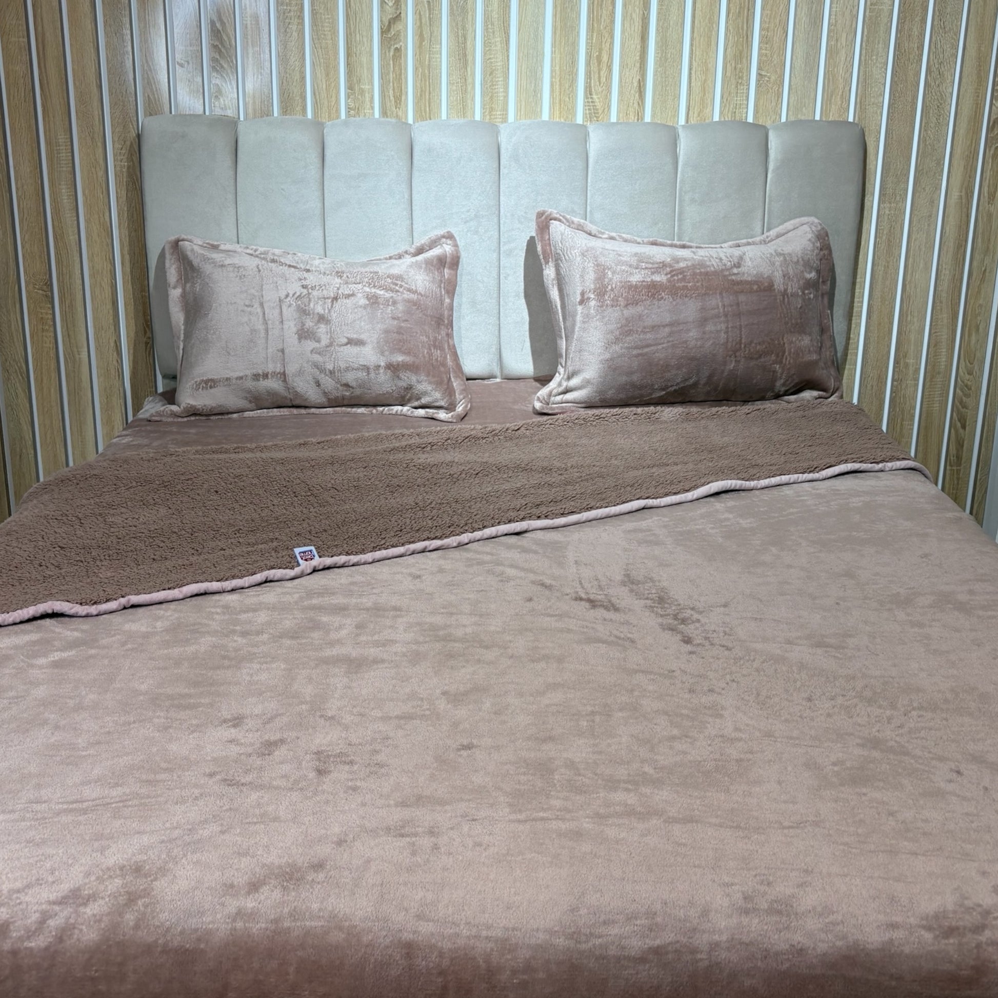 Parure de Lit Polaire Double Face King Size – MBH