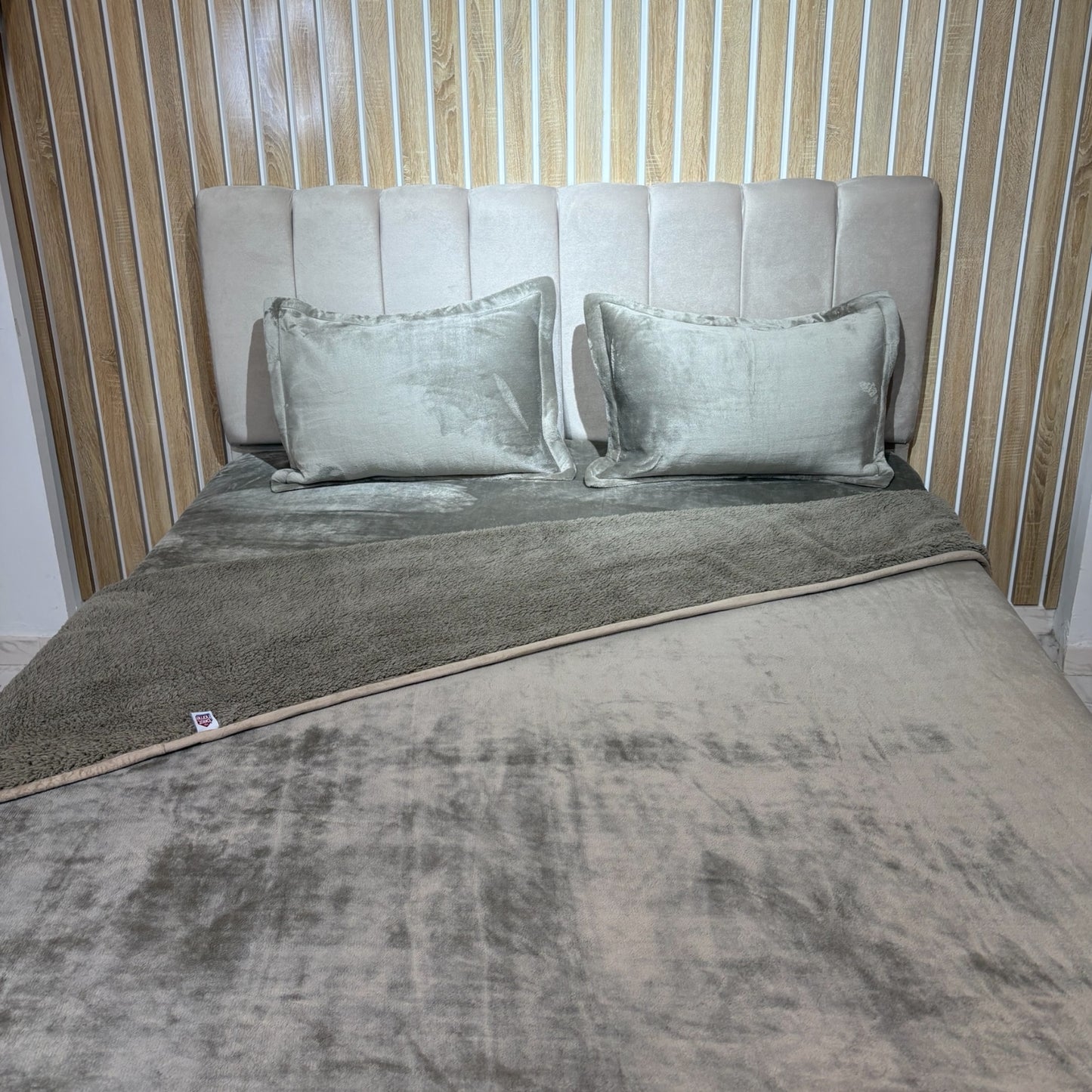 Parure de Lit Polaire Double Face King Size – MBH