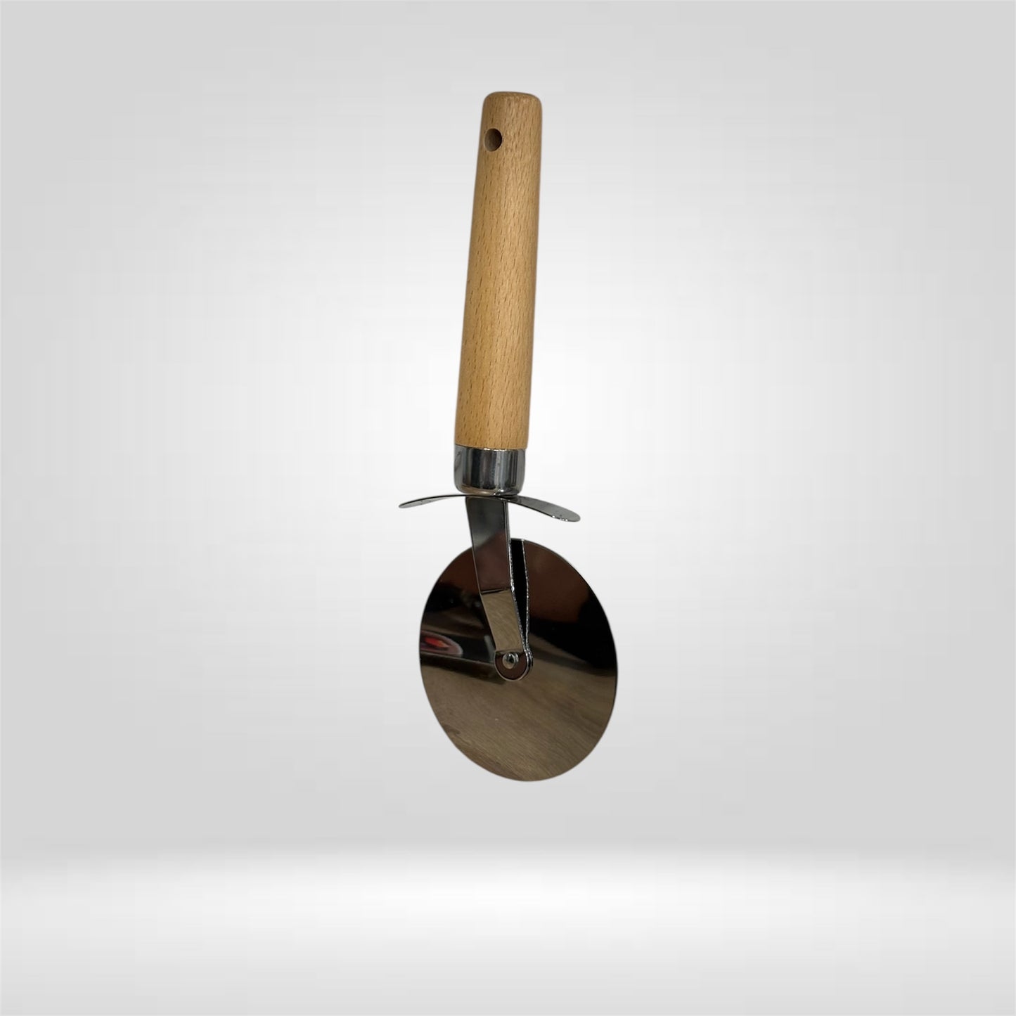 Roulette à Pizza Inox & Bois – MBH